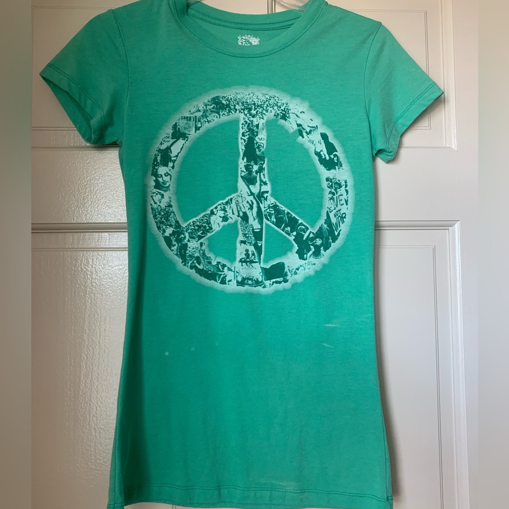 Green peace sign T-shirt